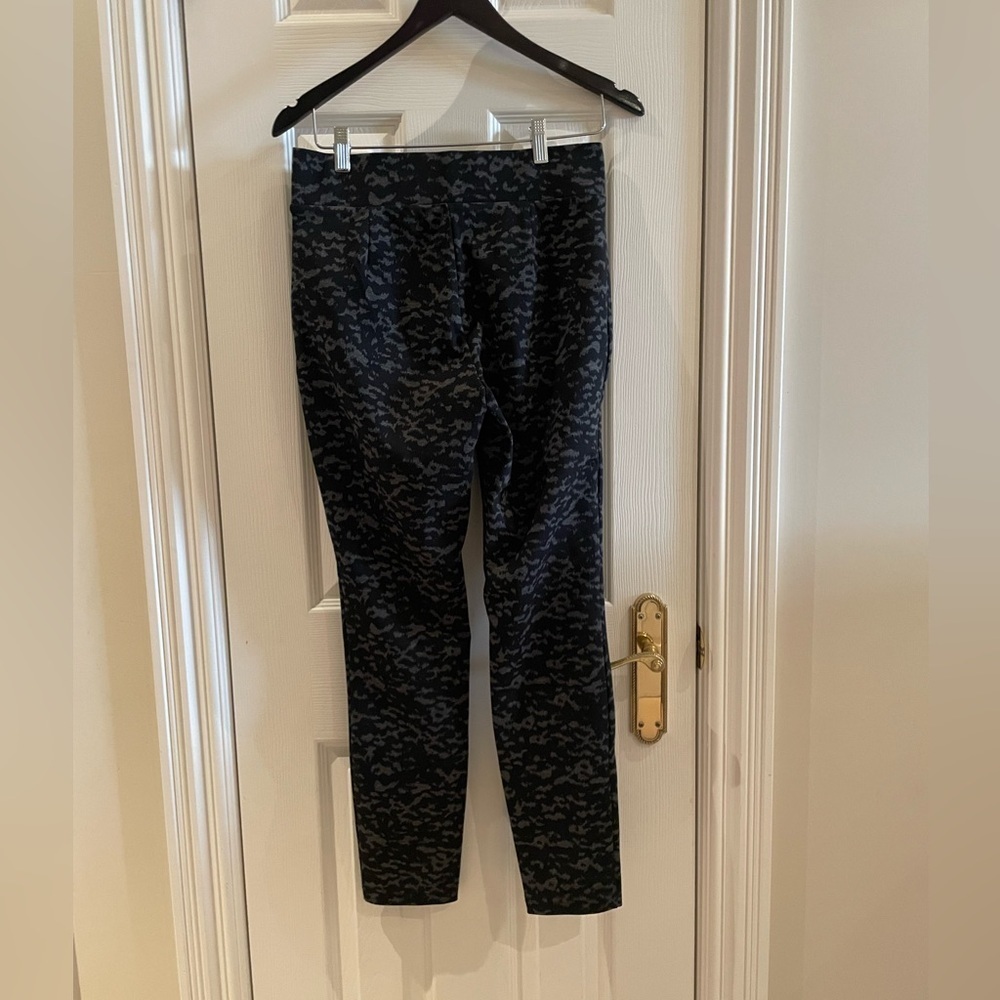 Patterned pants - Picture 4 of 5